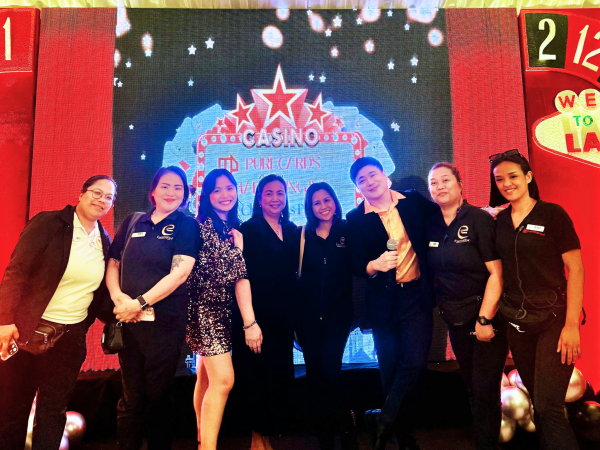 PURECARDS CHRISTMAS PARTY 2025